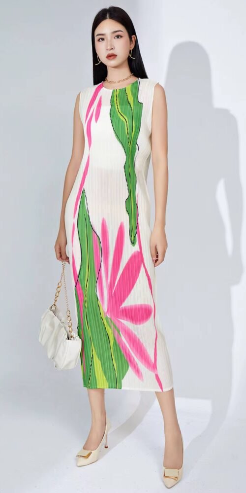“Floral Elegance Pleated Midi Dress”